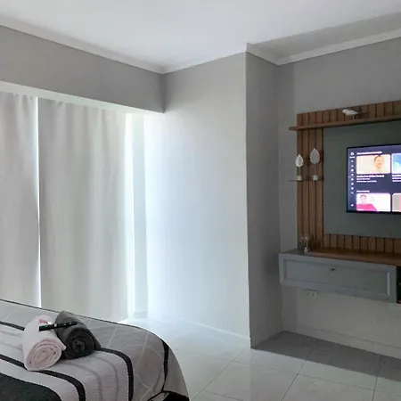 Depa De Lujo Con Piscina Y Jacuzzi Guayaquil Exterior photo