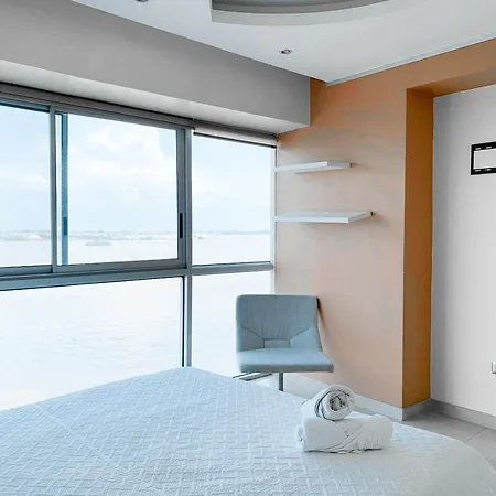 Depa De Lujo Con Piscina Y Jacuzzi Guayaquil Exterior photo