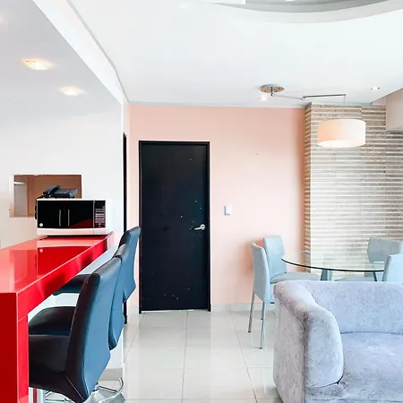 Depa De Lujo Con Piscina Y Jacuzzi Guayaquil Exterior photo