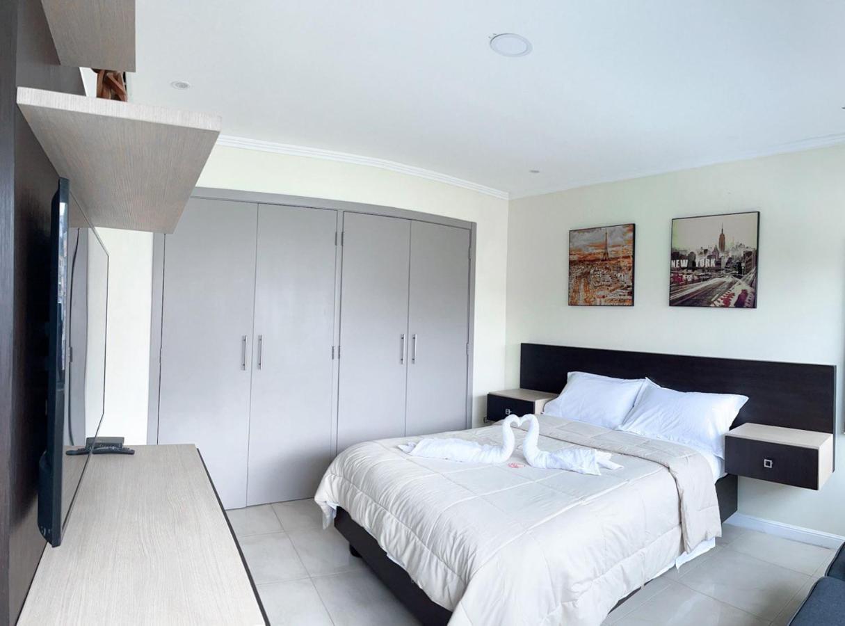 Depa De Lujo Con Piscina Y Jacuzzi * Guayaquil