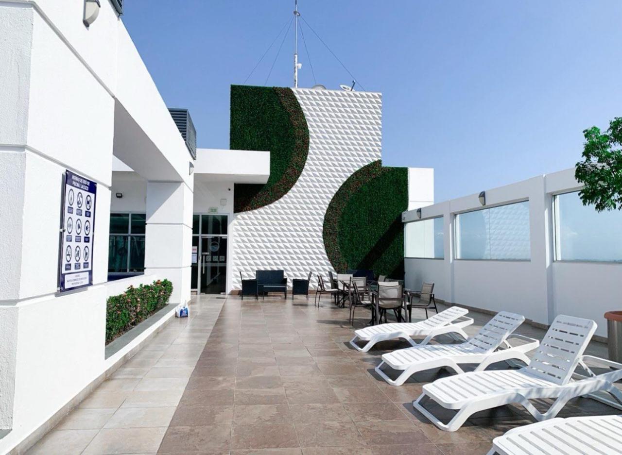 Depa De Lujo Con Piscina Y Jacuzzi