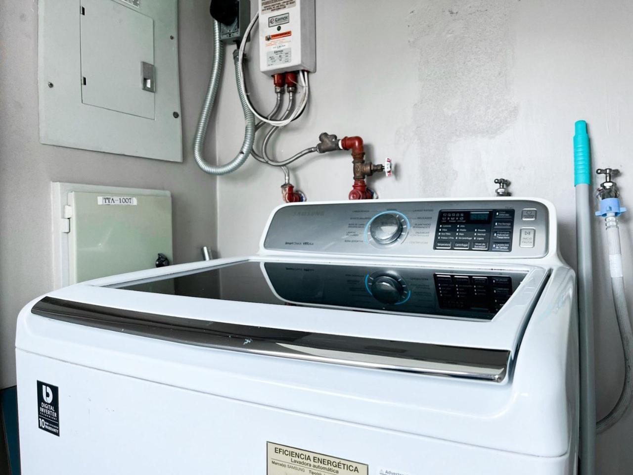 Depa De Lujo Con Piscina Y Jacuzzi Guayaquil