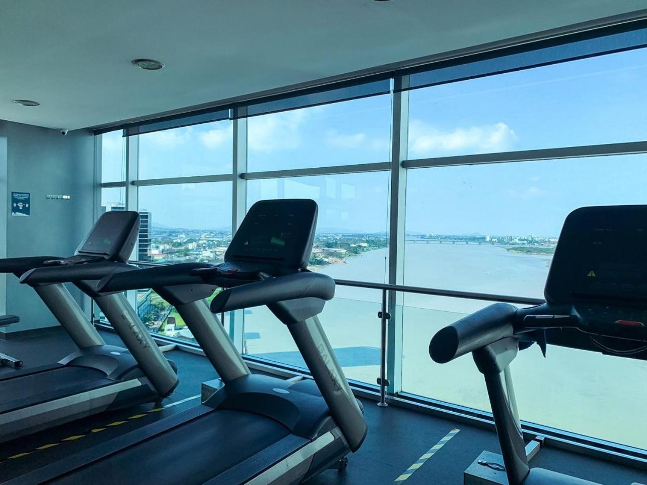 Depa De Lujo Con Piscina Y Jacuzzi Apartment Guayaquil
