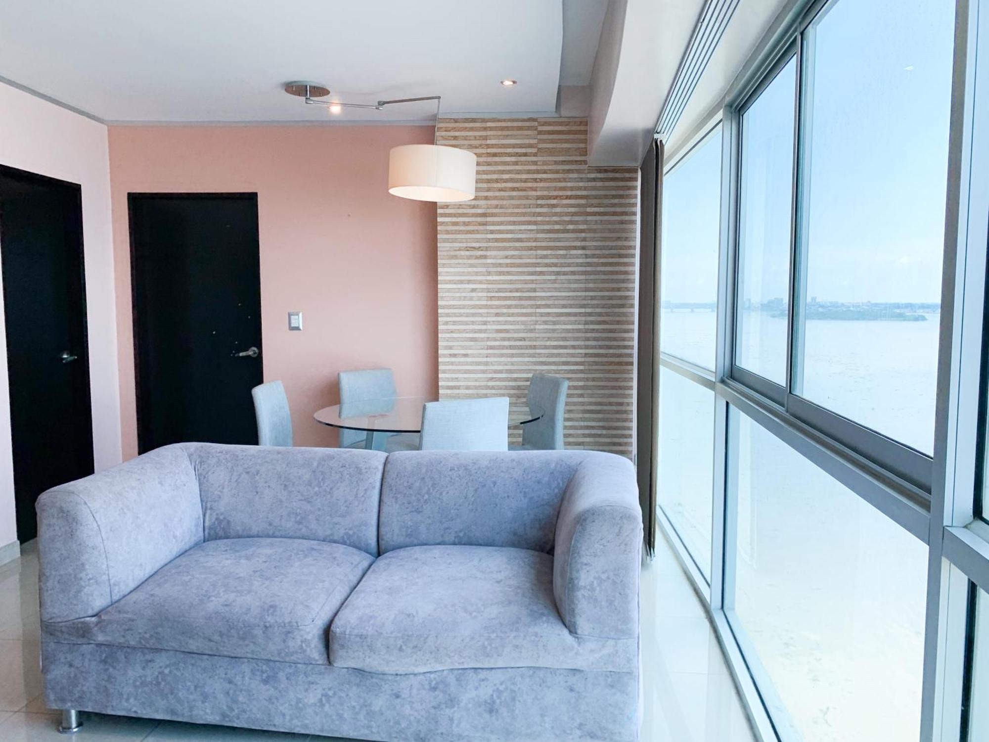 Depa De Lujo Con Piscina Y Jacuzzi Apartment Guayaquil