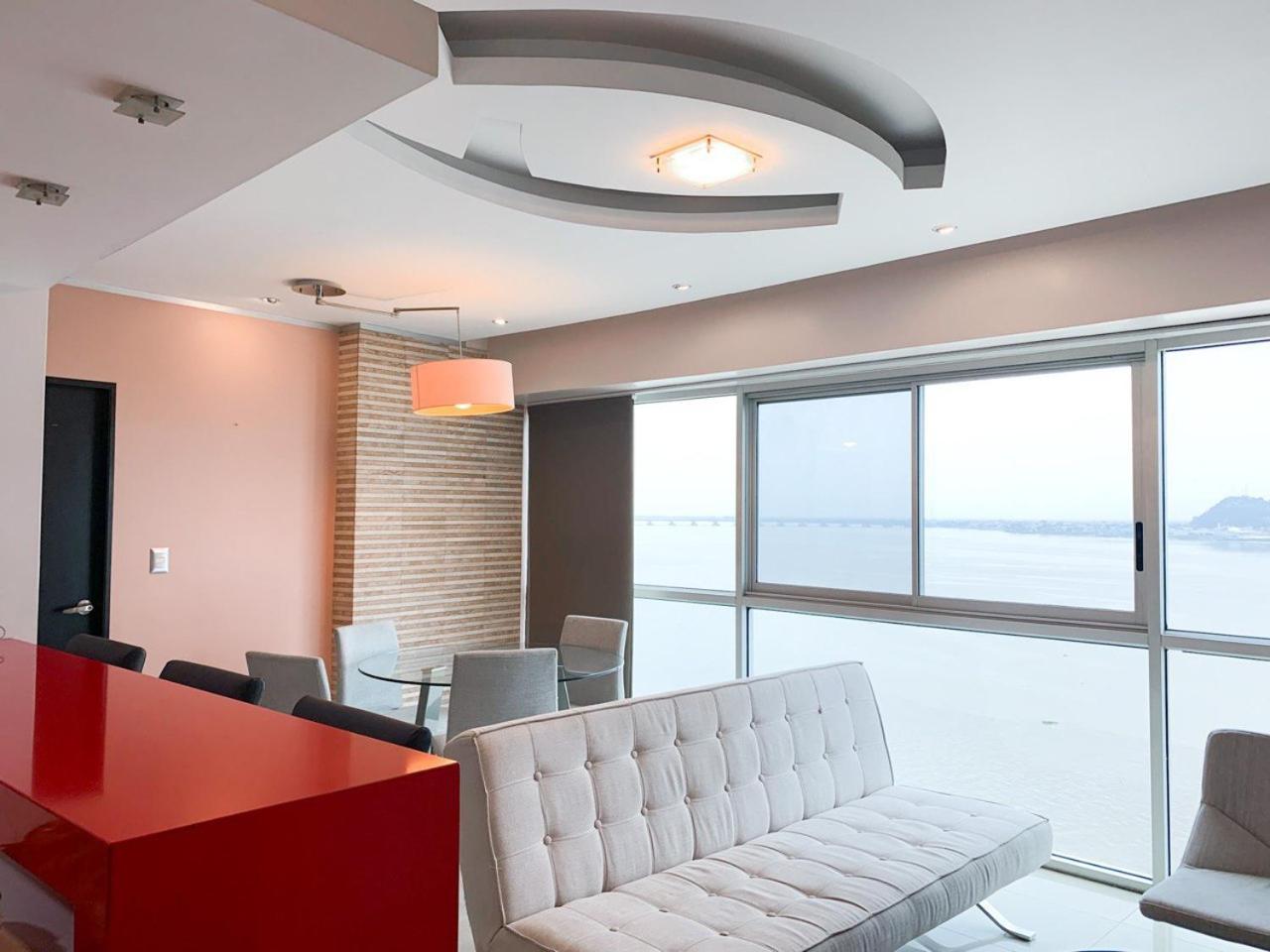 Depa De Lujo Con Piscina Y Jacuzzi * Guayaquil